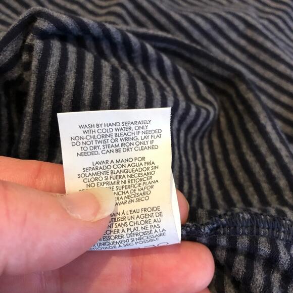 Cabi Wonder Tee navy gray striped long sleeve knit top size Medium #3808 - Picture 7 of 13